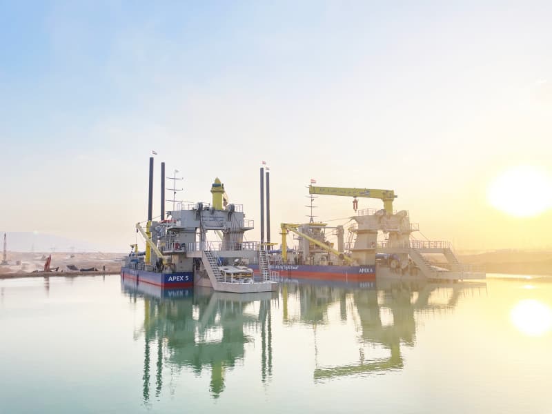 Draga aspirante con testa di taglio grande JLCSD750 da 8000 m3/h per dragaggio di laghi marini, fiumi e miniere