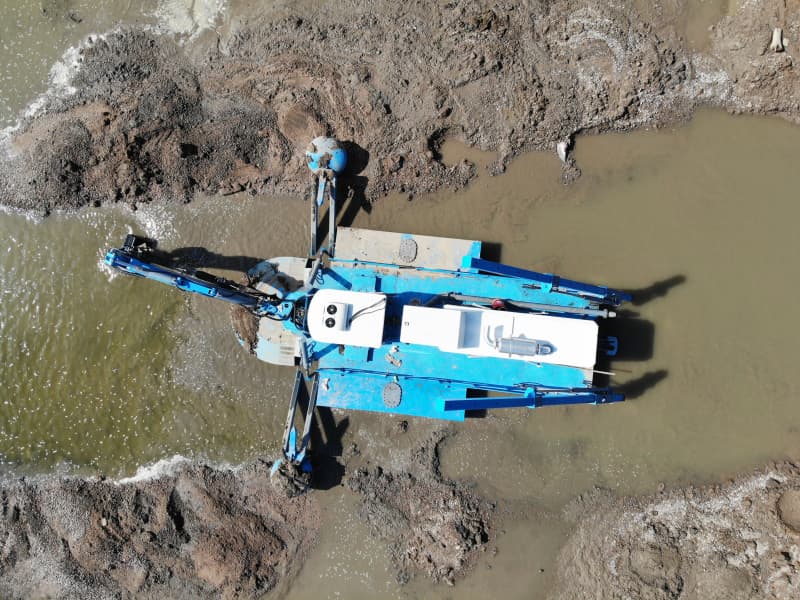 Draga multifunzionale anfibia semovente (500 m3/h) per acque poco profonde