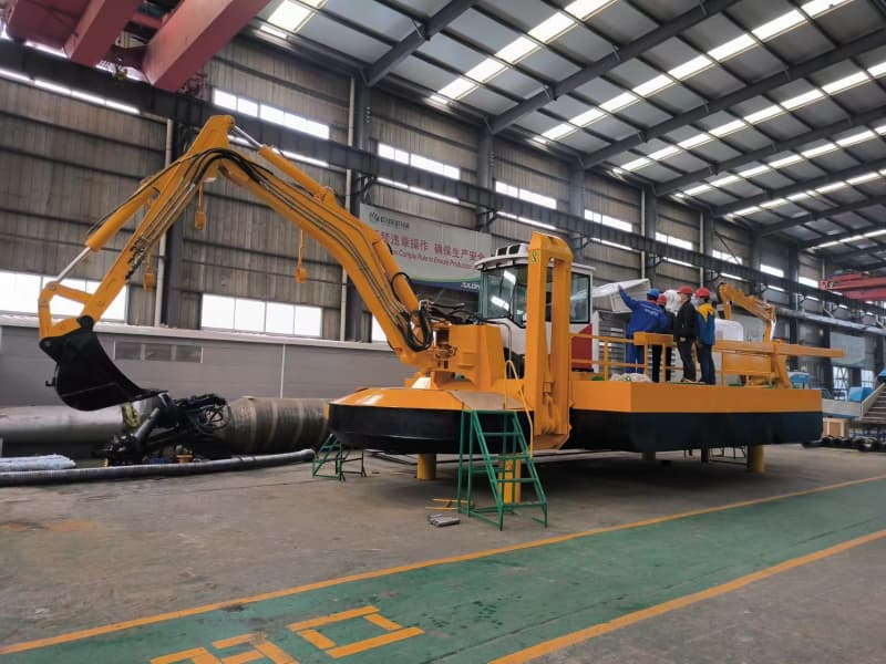 Draga multifunzionale anfibia (900 M3/h) con pompa di aspirazione/benna